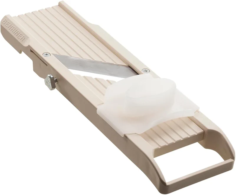 Benriner Mandoline Slicer with 4 Blades
