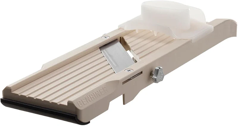Benriner Mandoline Slicer with 4 Blades — image 5