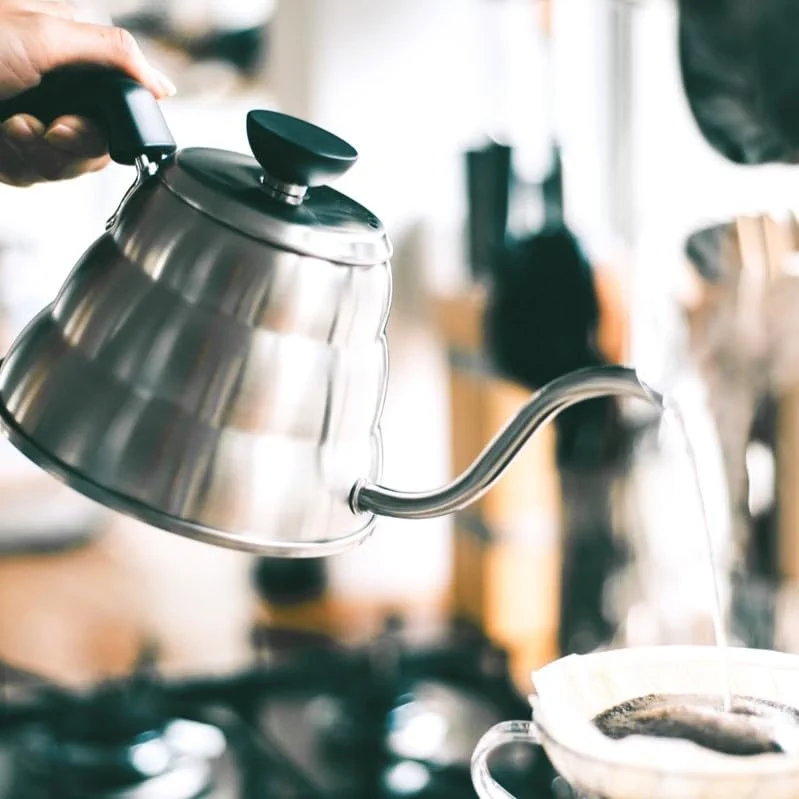 HARIO V60 "Buono" Drip Kettle Stovetop Gooseneck Coffee Kettle 1.2L — image 4