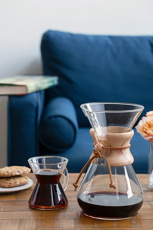 Chemex Pour-Over Glass Coffeemaker - Classic Series - 8-Cup - Exclusive — image 7