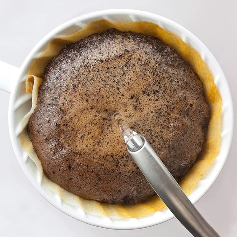 HARIO V60 Dripper 02 White — image 3