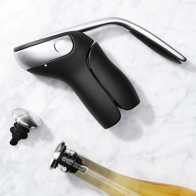 OXO Steel Vertical Lever Corkscrew with Removable Foil Cutter: image 6