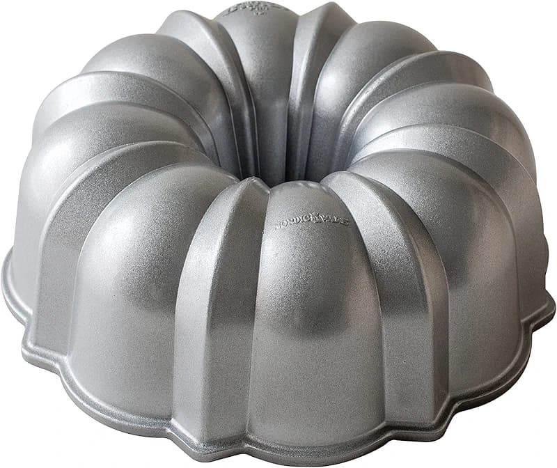 Nordic Ware Original Bundt — image 3