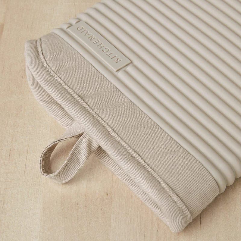 KITCHENAID Ribbed Soft Silicone Oven Mitt 2-Pack Set — image 2