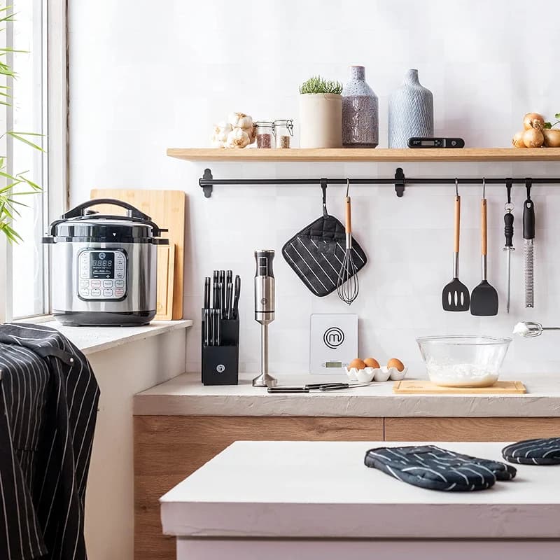 MasterChef Immersion Blender Handheld with Electric Whisk & Milk Frother — image 3