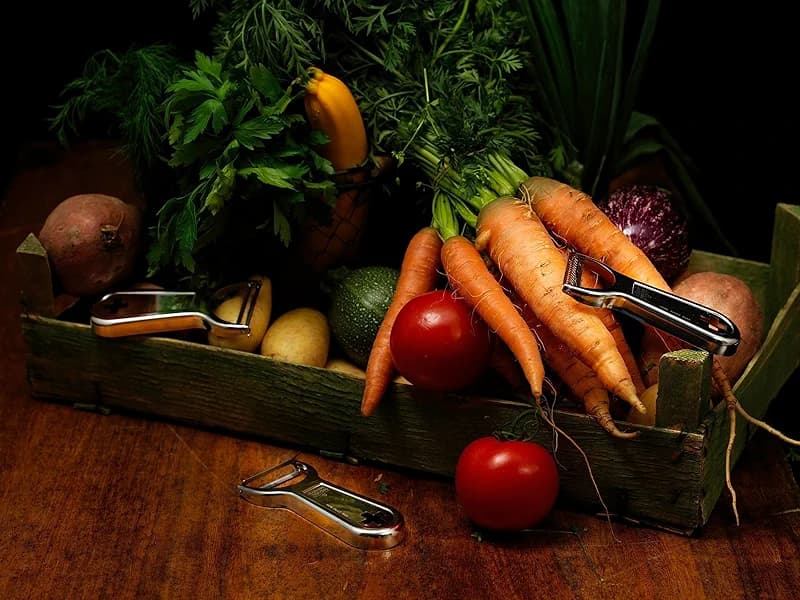 Kuhn Rikon Swiss Metal Peeler 4” — image 6