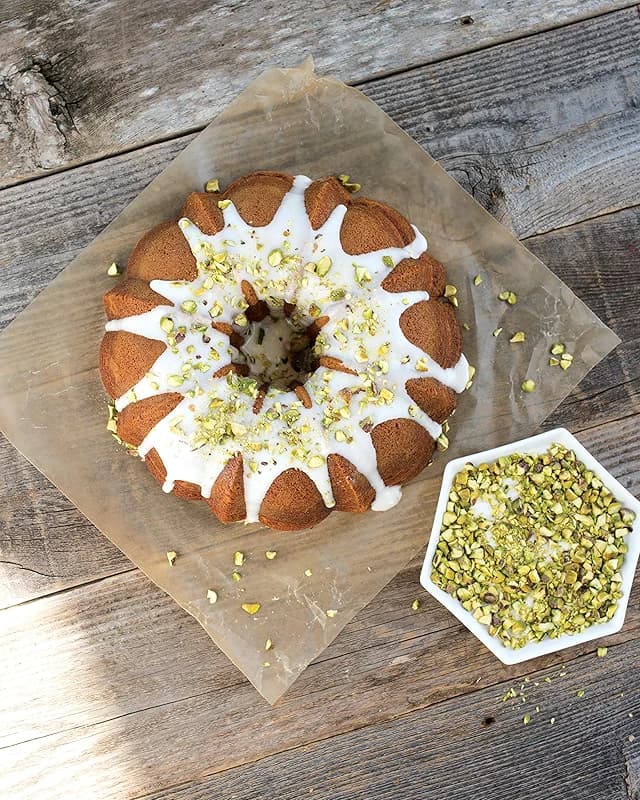 Nordic Ware Original Bundt — image 6