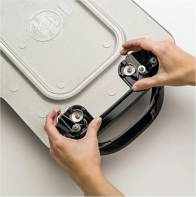 Presto 07061 22-Inch Electric Griddle with Removable Handles